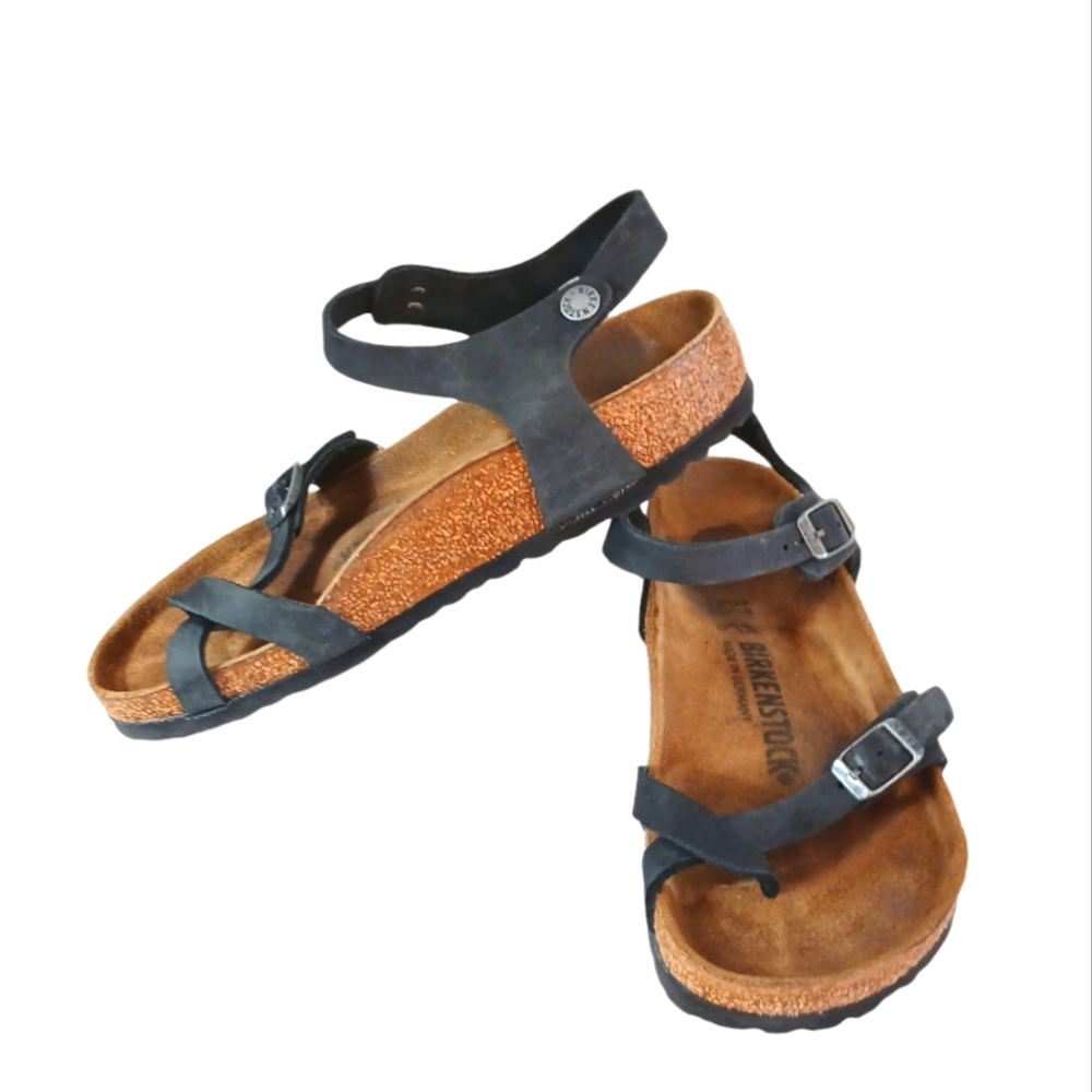 Birkenstock Sandal Taormina in Black Women's size 6-6.5